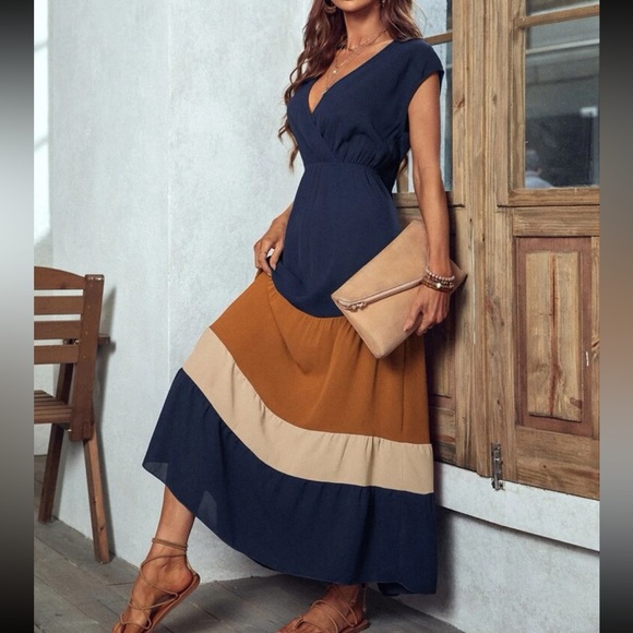 Boho color block surplice neck maxi dress - Picture 6 of 6